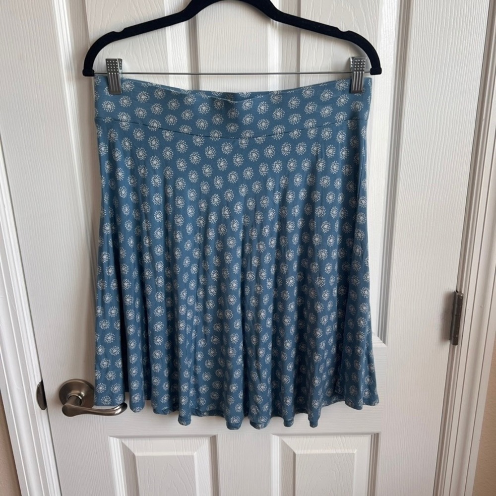 LOFT Skater Skirt Blue Floral Print‎ Casual Everyday Comfy Size M